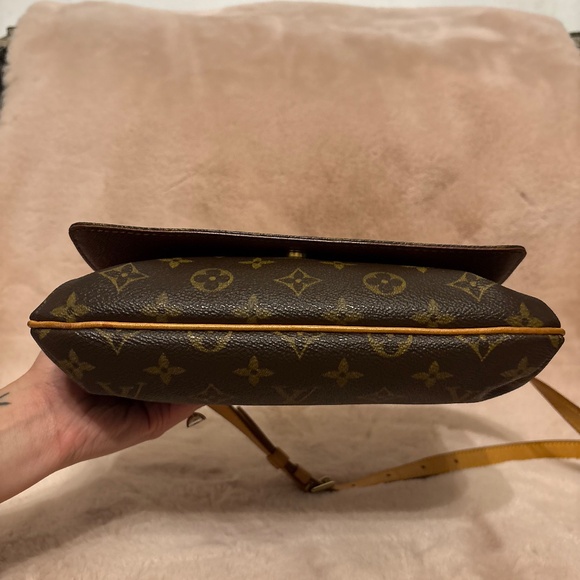 Vintage LV musette tango shoulder bag - Picture 6 of 16